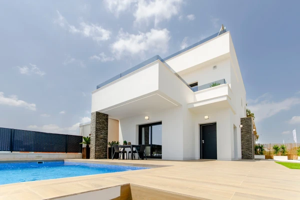 Luxury 3 Bedroom Villas with Pool for sale in Vistabella Golf, Orihuela  - Gallery Image 9