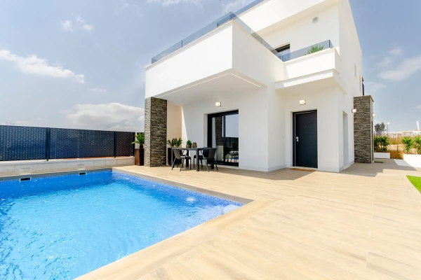 Luxury 3 Bedroom Villas with Pool for sale in Vistabella Golf