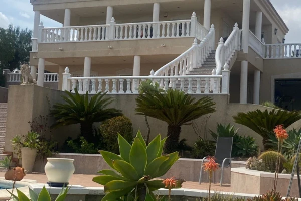 5 Bed 2 Bath Villa with Pool &amp; Panoramic Views | Almoradí, Alicante - Gallery Image 2