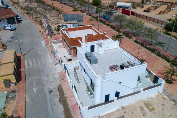 Elegant 3-Bedroom New Build Villa with Pool &amp; Solarium in Sucina - Gallery Image 27