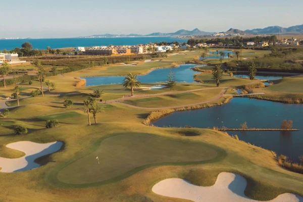 Luxury 3 Bed Villas for Sale in Los Alcázares - Golf &amp; Beach Lifestyle  - Gallery Image 16