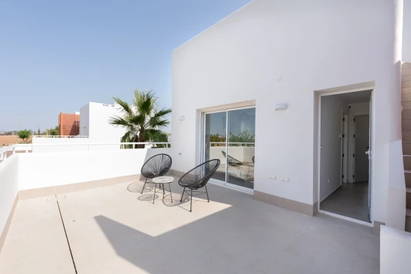 New Build 3-Bed 3-Bath Villas with Pool &amp; Solarium in Pilar de la Horadada - Gallery Image 3